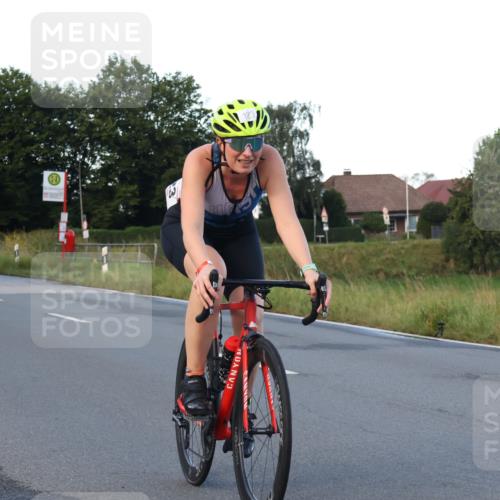25.08.2024 - Elbe Triathlon Hamburg Fuchs,  Jonas http://msf.ph/oto/6842008 25.08.2024 08:58:14 Radfahren 137, 123, 114, 87 meine-sportfotos.de