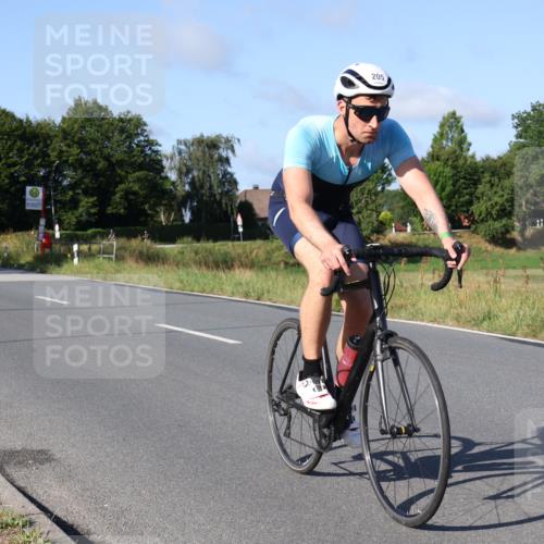 25.08.2024 - Elbe Triathlon Hamburg Fuchs,  Jonas http://msf.ph/oto/6842057 25.08.2024 09:40:38 Radfahren 452, 205 meine-sportfotos.de