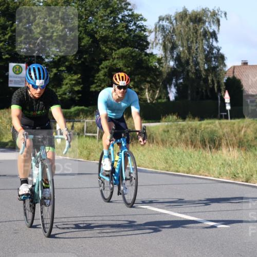 25.08.2024 - Elbe Triathlon Hamburg Fuchs,  Jonas http://msf.ph/oto/6842078 25.08.2024 09:40:47 Radfahren 238, 128, 252, 230, 318, 217 meine-sportfotos.de