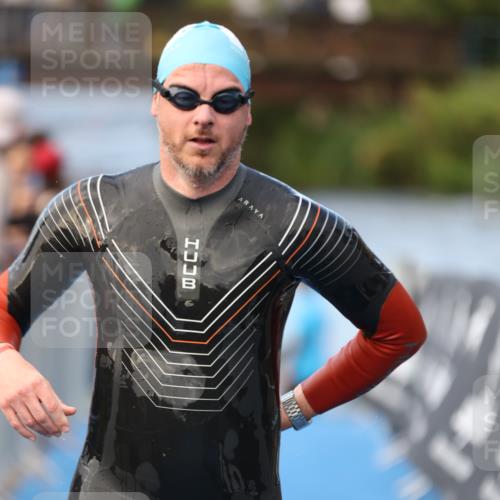 25.08.2024 - Elbe Triathlon Hamburg H.Heesch http://msf.ph/oto/6842085 25.08.2024 08:45:13 Schwimmen 168 meine-sportfotos.de