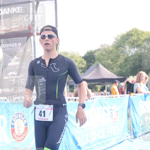25.08.2024 - Elbe Triathlon Hamburg H.Heesch http://msf.ph/oto/6842141 25.08.2024 10:30:16 Ziel 41, 101 meine-sportfotos.de