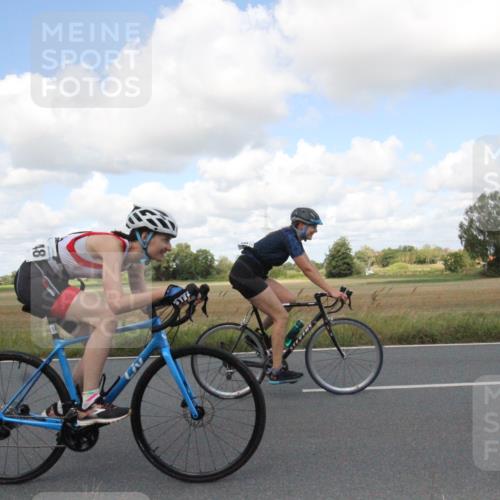 25.08.2024 - Elbe Triathlon Hamburg Fuchs,  Jonas http://msf.ph/oto/6842146 25.08.2024 11:34:25 Radfahren 1648, 1655 meine-sportfotos.de