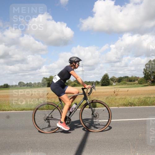 25.08.2024 - Elbe Triathlon Hamburg Fuchs,  Jonas http://msf.ph/oto/6842187 25.08.2024 11:38:52 Radfahren 1671 meine-sportfotos.de