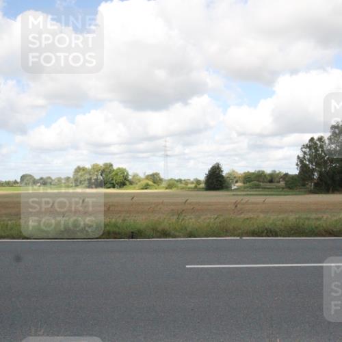 25.08.2024 - Elbe Triathlon Hamburg Fuchs,  Jonas http://msf.ph/oto/6842207 25.08.2024 11:46:04 Radfahren  meine-sportfotos.de