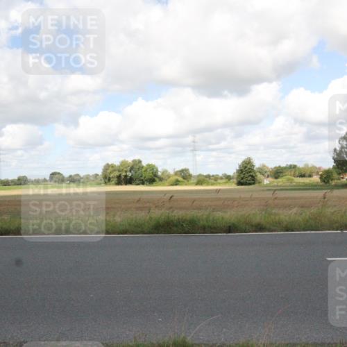 25.08.2024 - Elbe Triathlon Hamburg Fuchs,  Jonas http://msf.ph/oto/6842222 25.08.2024 11:47:14 Radfahren  meine-sportfotos.de