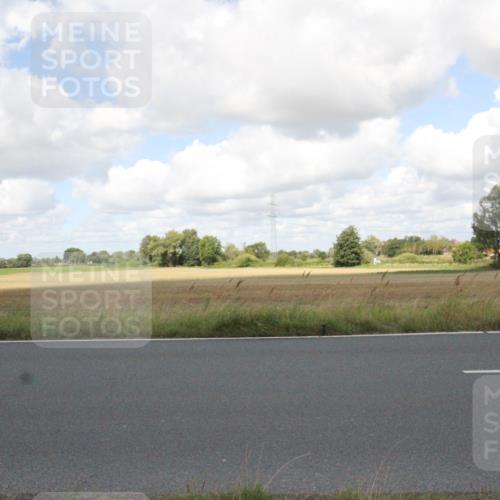 25.08.2024 - Elbe Triathlon Hamburg Fuchs,  Jonas http://msf.ph/oto/6842227 25.08.2024 11:47:18 Radfahren  meine-sportfotos.de