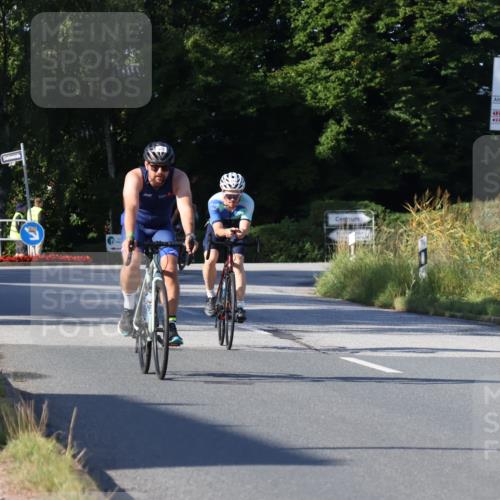 25.08.2024 - Elbe Triathlon Hamburg Fuchs,  Jonas http://msf.ph/oto/6842248 25.08.2024 09:41:00 Radfahren 210, 303, 244 meine-sportfotos.de