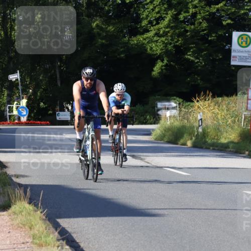 25.08.2024 - Elbe Triathlon Hamburg Fuchs,  Jonas http://msf.ph/oto/6842255 25.08.2024 09:41:00 Radfahren 210, 303, 244 meine-sportfotos.de