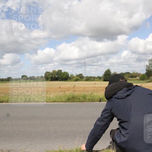 25.08.2024 - Elbe Triathlon Hamburg Fuchs,  Jonas http://msf.ph/oto/6842264 25.08.2024 11:47:32 Radfahren  meine-sportfotos.de
