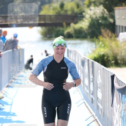 25.08.2024 - Elbe Triathlon Hamburg H.Heesch http://msf.ph/oto/6842265 25.08.2024 14:37:16 Schwimmen  meine-sportfotos.de
