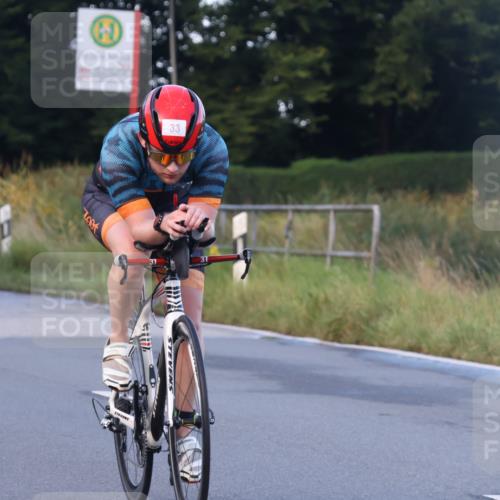 25.08.2024 - Elbe Triathlon Hamburg Fuchs,  Jonas http://msf.ph/oto/6842289 25.08.2024 08:58:48 Radfahren 54, 41, 33 meine-sportfotos.de