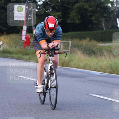 25.08.2024 - Elbe Triathlon Hamburg Fuchs,  Jonas http://msf.ph/oto/6842294 25.08.2024 08:58:49 Radfahren 41, 33 meine-sportfotos.de