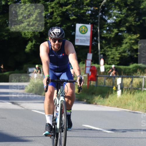 25.08.2024 - Elbe Triathlon Hamburg Fuchs,  Jonas http://msf.ph/oto/6842305 25.08.2024 09:41:02 Radfahren 210, 303, 244, 443 meine-sportfotos.de