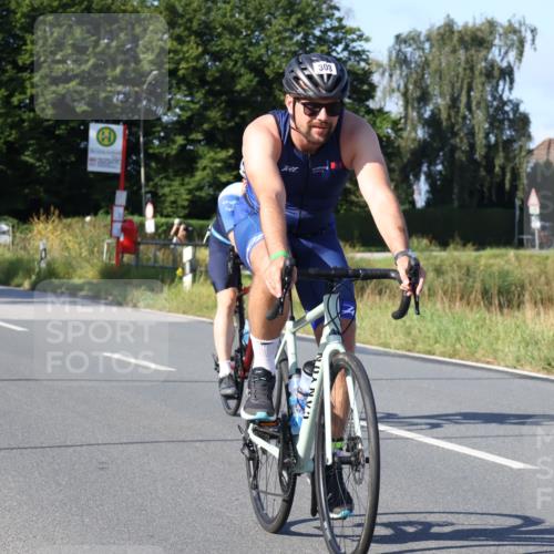 25.08.2024 - Elbe Triathlon Hamburg Fuchs,  Jonas http://msf.ph/oto/6842333 25.08.2024 09:41:02 Radfahren 210, 303, 244, 443 meine-sportfotos.de