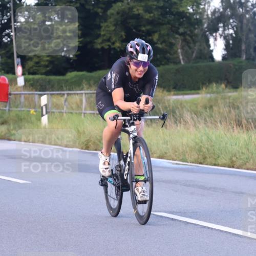 25.08.2024 - Elbe Triathlon Hamburg Fuchs,  Jonas http://msf.ph/oto/6842357 25.08.2024 08:59:09 Radfahren 143, 181, 55 meine-sportfotos.de