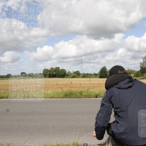 25.08.2024 - Elbe Triathlon Hamburg Fuchs,  Jonas http://msf.ph/oto/6842364 25.08.2024 11:47:37 Radfahren  meine-sportfotos.de