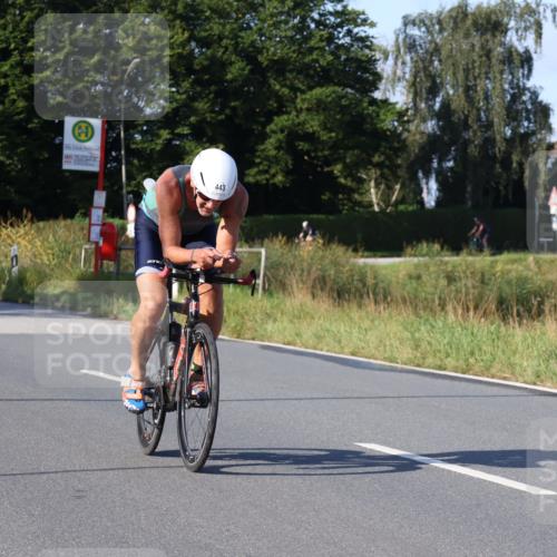 25.08.2024 - Elbe Triathlon Hamburg Fuchs,  Jonas http://msf.ph/oto/6842379 25.08.2024 09:41:07 Radfahren 303, 244, 443, 548, 207, 110, 236 meine-sportfotos.de