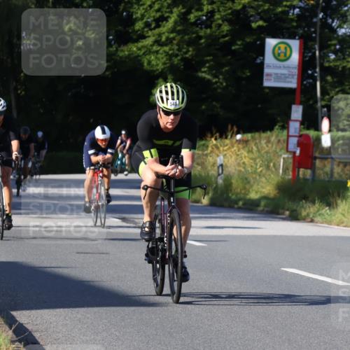 25.08.2024 - Elbe Triathlon Hamburg Fuchs,  Jonas http://msf.ph/oto/6842417 25.08.2024 09:41:11 Radfahren 443, 548, 207, 110, 236, 163, 193 meine-sportfotos.de