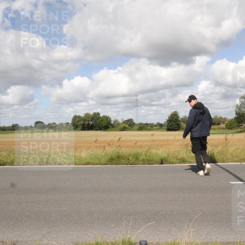 25.08.2024 - Elbe Triathlon Hamburg Fuchs,  Jonas http://msf.ph/oto/6842435 25.08.2024 11:47:40 Radfahren  meine-sportfotos.de