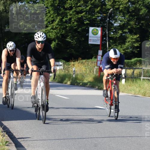 25.08.2024 - Elbe Triathlon Hamburg Fuchs,  Jonas http://msf.ph/oto/6842445 25.08.2024 09:41:12 Radfahren 443, 548, 207, 110, 236, 163, 193, 180, 185 meine-sportfotos.de