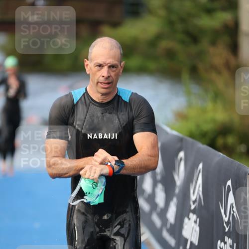 25.08.2024 - Elbe Triathlon Hamburg H.Heesch http://msf.ph/oto/6842450 25.08.2024 08:45:50 Schwimmen 126, 154, 157, 158, 159 meine-sportfotos.de