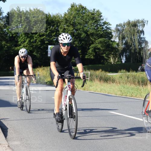 25.08.2024 - Elbe Triathlon Hamburg Fuchs,  Jonas http://msf.ph/oto/6842462 25.08.2024 09:41:13 Radfahren 443, 548, 207, 110, 236, 163, 193, 180, 185, 293 meine-sportfotos.de