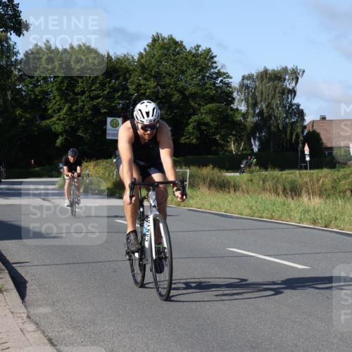 25.08.2024 - Elbe Triathlon Hamburg Fuchs,  Jonas http://msf.ph/oto/6842473 25.08.2024 09:41:14 Radfahren 548, 207, 110, 236, 163, 193, 180, 185, 293 meine-sportfotos.de
