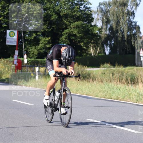 25.08.2024 - Elbe Triathlon Hamburg Fuchs,  Jonas http://msf.ph/oto/6842493 25.08.2024 09:41:15 Radfahren 548, 207, 110, 236, 163, 193, 180, 185, 293 meine-sportfotos.de