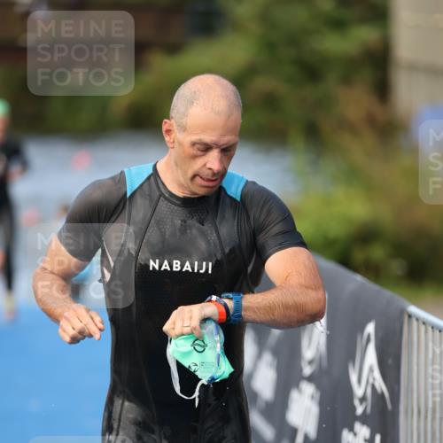 25.08.2024 - Elbe Triathlon Hamburg H.Heesch http://msf.ph/oto/6842500 25.08.2024 08:45:50 Schwimmen 126, 154, 157, 158, 159 meine-sportfotos.de