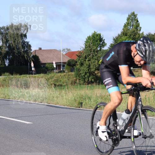 25.08.2024 - Elbe Triathlon Hamburg Fuchs,  Jonas http://msf.ph/oto/6842516 25.08.2024 09:41:15 Radfahren 548, 207, 110, 236, 163, 193, 180, 185, 293 meine-sportfotos.de