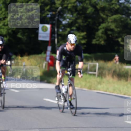 25.08.2024 - Elbe Triathlon Hamburg Fuchs,  Jonas http://msf.ph/oto/6842530 25.08.2024 09:41:17 Radfahren 548, 207, 110, 236, 163, 193, 180, 185, 293 meine-sportfotos.de