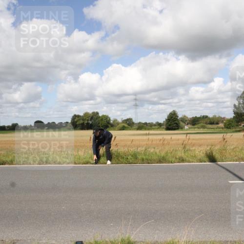 25.08.2024 - Elbe Triathlon Hamburg Fuchs,  Jonas http://msf.ph/oto/6842555 25.08.2024 11:48:32 Radfahren  meine-sportfotos.de