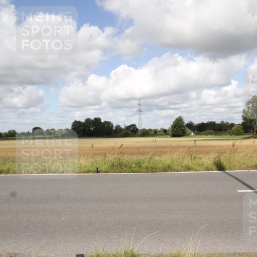 25.08.2024 - Elbe Triathlon Hamburg Fuchs,  Jonas http://msf.ph/oto/6842568 25.08.2024 11:48:53 Radfahren  meine-sportfotos.de