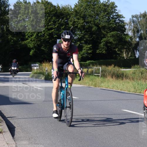 25.08.2024 - Elbe Triathlon Hamburg Fuchs,  Jonas http://msf.ph/oto/6842584 25.08.2024 09:41:19 Radfahren 110, 236, 163, 193, 180, 185, 293 meine-sportfotos.de