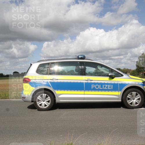 25.08.2024 - Elbe Triathlon Hamburg Fuchs,  Jonas http://msf.ph/oto/6842591 25.08.2024 11:51:03 Radfahren  meine-sportfotos.de