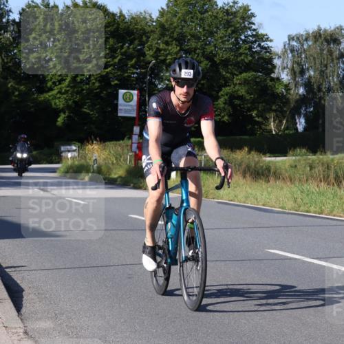 25.08.2024 - Elbe Triathlon Hamburg Fuchs,  Jonas http://msf.ph/oto/6842593 25.08.2024 09:41:19 Radfahren 110, 236, 163, 193, 180, 185, 293 meine-sportfotos.de
