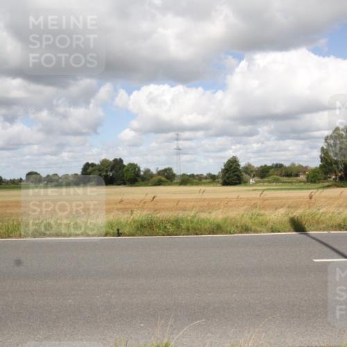 25.08.2024 - Elbe Triathlon Hamburg Fuchs,  Jonas http://msf.ph/oto/6842643 25.08.2024 11:53:10 Radfahren  meine-sportfotos.de