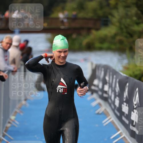 25.08.2024 - Elbe Triathlon Hamburg H.Heesch http://msf.ph/oto/6842661 25.08.2024 08:45:56 Schwimmen 126, 149, 154, 159, 184 meine-sportfotos.de