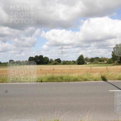 25.08.2024 - Elbe Triathlon Hamburg Fuchs,  Jonas http://msf.ph/oto/6842672 25.08.2024 11:53:14 Radfahren  meine-sportfotos.de