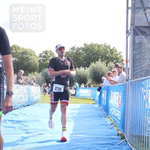 25.08.2024 - Elbe Triathlon Hamburg H.Heesch http://msf.ph/oto/6842688 25.08.2024 10:31:29 Ziel 80, 187, 239 meine-sportfotos.de