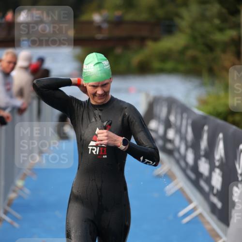 25.08.2024 - Elbe Triathlon Hamburg H.Heesch http://msf.ph/oto/6842698 25.08.2024 08:45:56 Schwimmen 126, 149, 154, 159, 184 meine-sportfotos.de