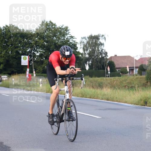 25.08.2024 - Elbe Triathlon Hamburg Fuchs,  Jonas http://msf.ph/oto/6842714 25.08.2024 08:59:55 Radfahren 133, 90 meine-sportfotos.de