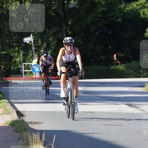 25.08.2024 - Elbe Triathlon Hamburg Fuchs,  Jonas http://msf.ph/oto/6842717 25.08.2024 09:41:27 Radfahren 470, 368 meine-sportfotos.de