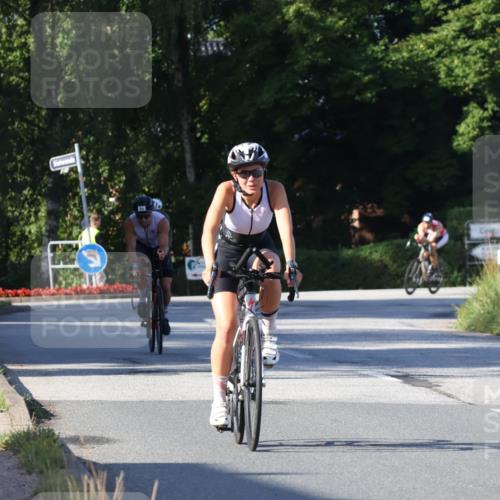 25.08.2024 - Elbe Triathlon Hamburg Fuchs,  Jonas http://msf.ph/oto/6842723 25.08.2024 09:41:27 Radfahren 470, 368 meine-sportfotos.de