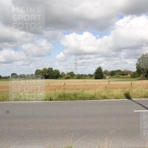 25.08.2024 - Elbe Triathlon Hamburg Fuchs,  Jonas http://msf.ph/oto/6842730 25.08.2024 11:54:05 Radfahren  meine-sportfotos.de