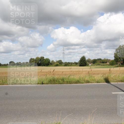 25.08.2024 - Elbe Triathlon Hamburg Fuchs,  Jonas http://msf.ph/oto/6842744 25.08.2024 11:54:06 Radfahren  meine-sportfotos.de