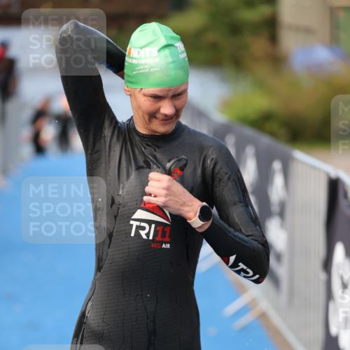 25.08.2024 - Elbe Triathlon Hamburg H.Heesch http://msf.ph/oto/6842763 25.08.2024 08:45:57 Schwimmen 126, 149, 154, 159, 184 meine-sportfotos.de