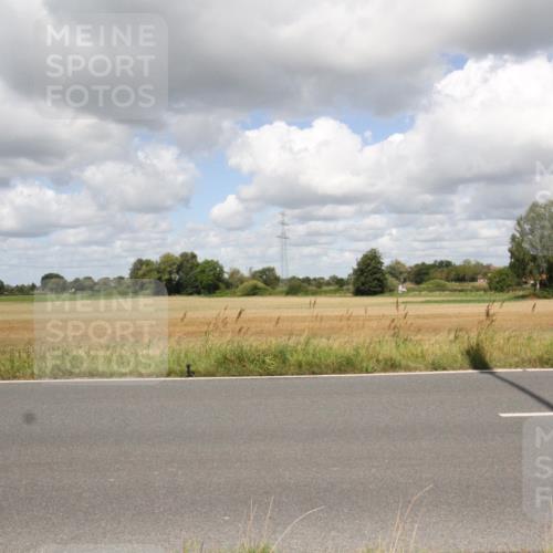 25.08.2024 - Elbe Triathlon Hamburg Fuchs,  Jonas http://msf.ph/oto/6842793 25.08.2024 11:54:08 Radfahren  meine-sportfotos.de
