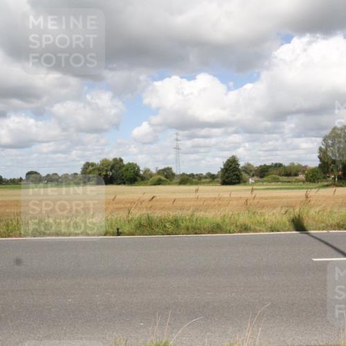 25.08.2024 - Elbe Triathlon Hamburg Fuchs,  Jonas http://msf.ph/oto/6842806 25.08.2024 11:54:09 Radfahren  meine-sportfotos.de