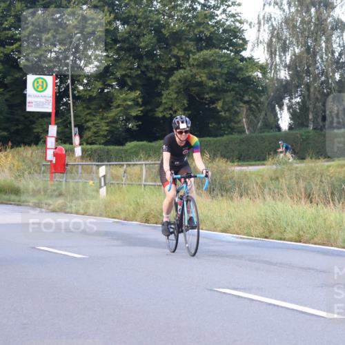 25.08.2024 - Elbe Triathlon Hamburg Fuchs,  Jonas http://msf.ph/oto/6842808 25.08.2024 09:00:02 Radfahren 177 meine-sportfotos.de